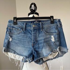 Hollister low rise boyfriend short vintage stretch 28 fray hem festival beach
